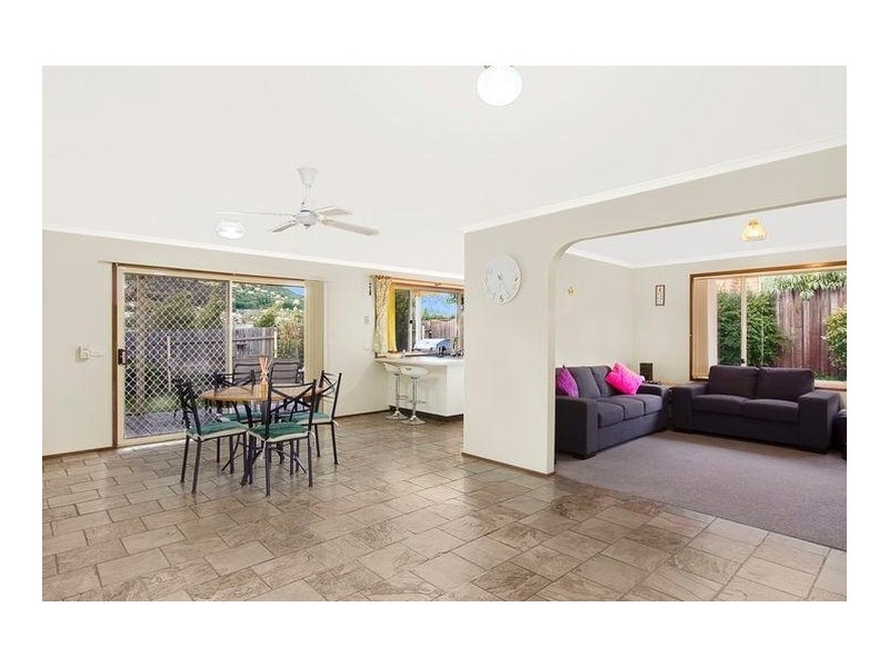 11 Birch Way, Jerrabomberra NSW 2619