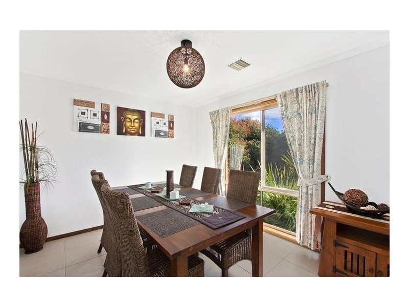 49 Parkview Crescent, Jerrabomberra NSW 2619