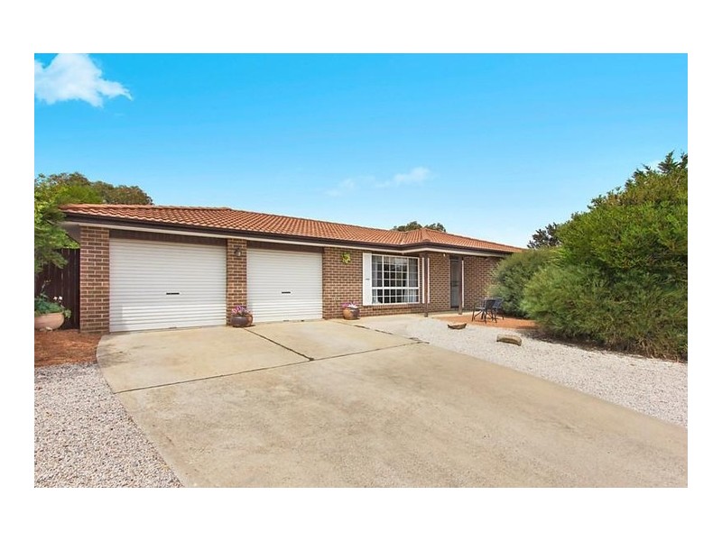 12 Poplar Crescent, Jerrabomberra NSW 2619
