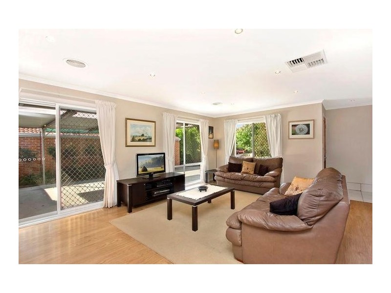 11 Mathews Place, Banks ACT 2906