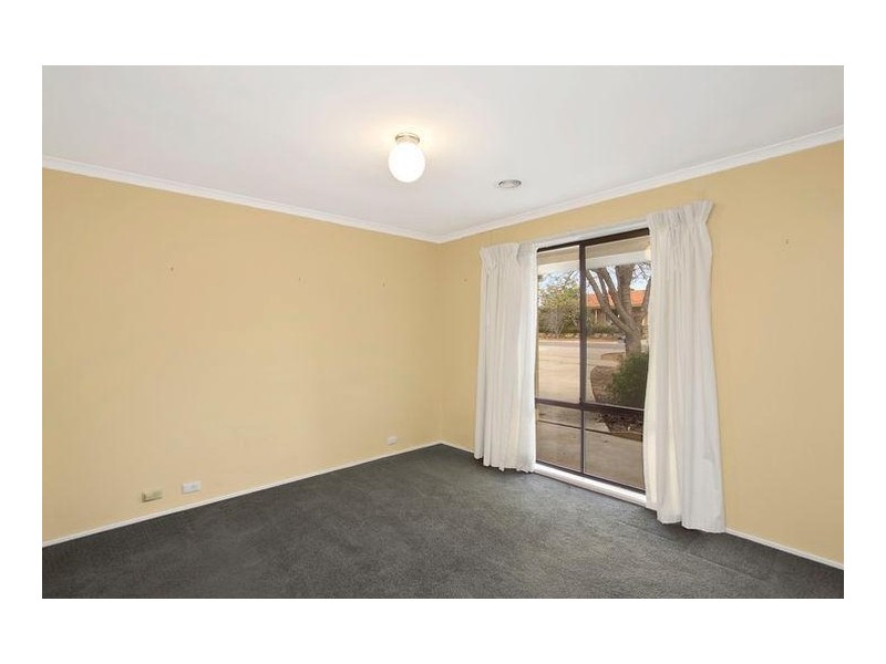 25 Arakoon Crescent, Isabella Plains ACT 2905
