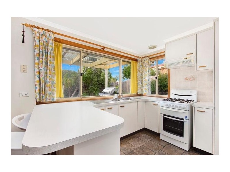 11 Birch Way, Jerrabomberra NSW 2619