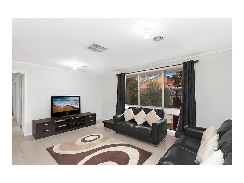 12 Amherst Street, Kambah ACT 2902