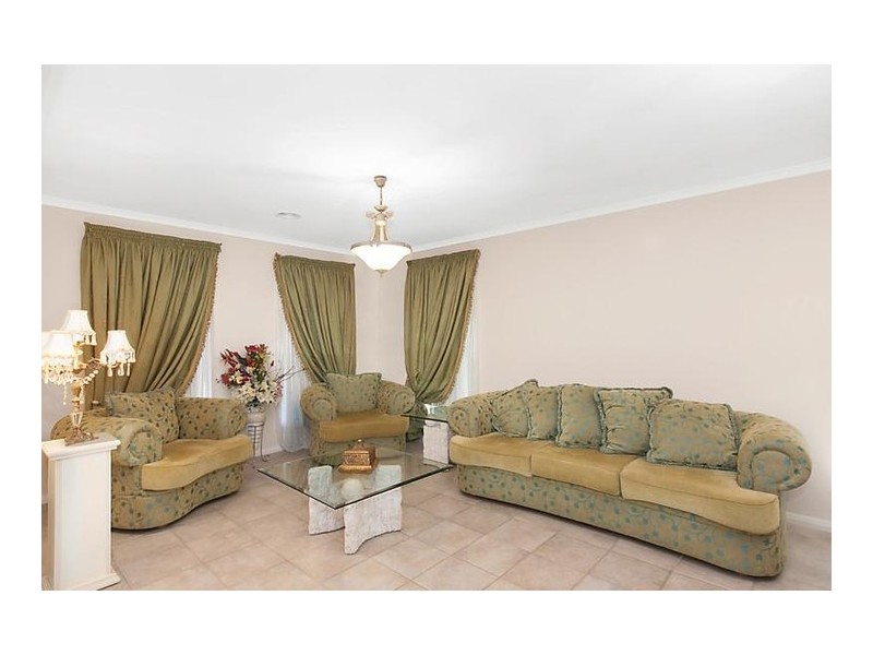 8 Silvan Lane, Conder ACT 2906