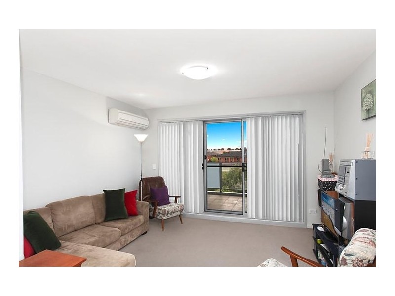 33/329 Flemington Road, Franklin ACT 2913