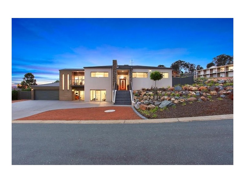 5 Kalang Place, Jerrabomberra NSW 2619