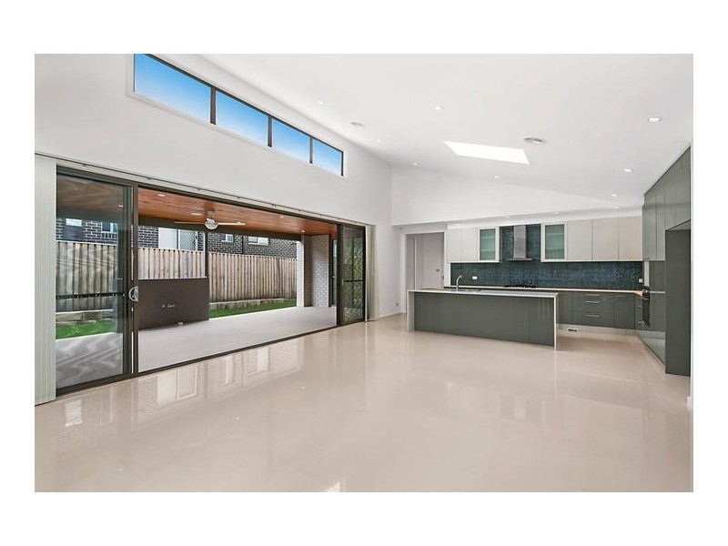 10 Quinane Avenue, Forde ACT 2914