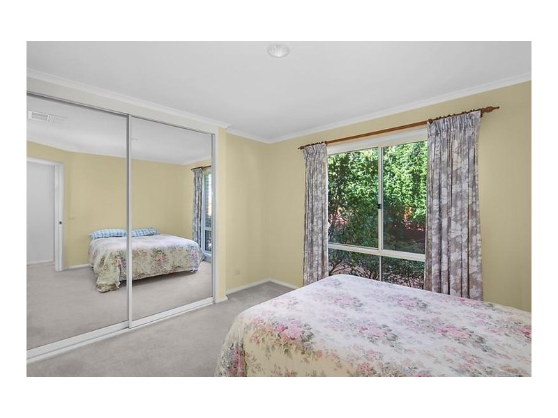 5 Rosewood Glen, Jerrabomberra NSW 2619
