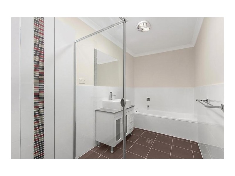 1/12 Mulloon Street, Queanbeyan East NSW 2620