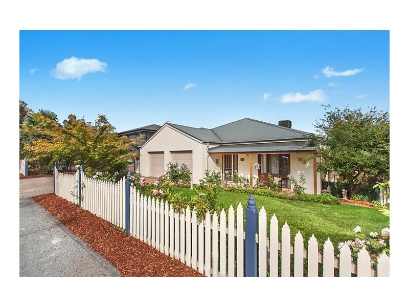 9 Melaleuca Place, Jerrabomberra NSW 2619