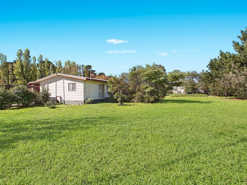 2737 Braidwood Road, Lake Bathurst NSW 2580