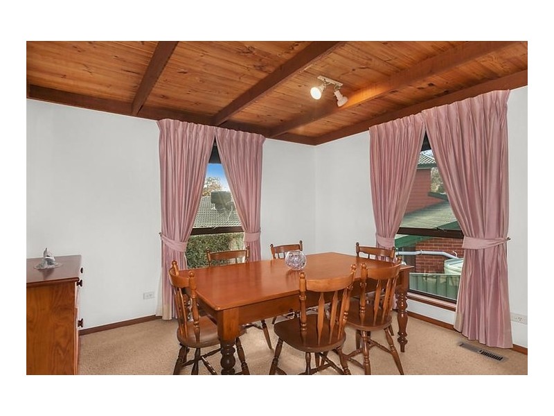 6 Orkney Place, Wanniassa ACT 2903