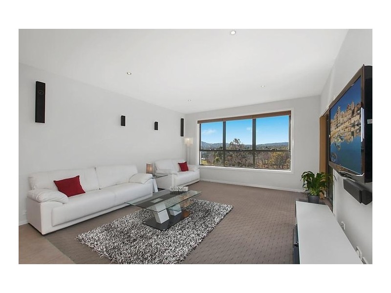 29/2 Eileen Good Street, Greenway ACT 2900