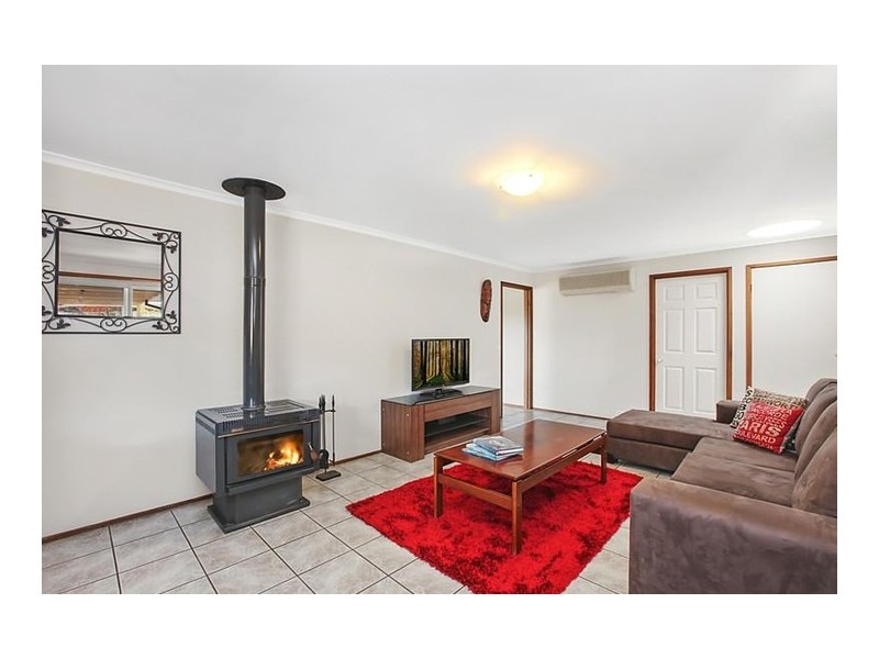 8 Kinnimo Place, Isabella Plains ACT 2905