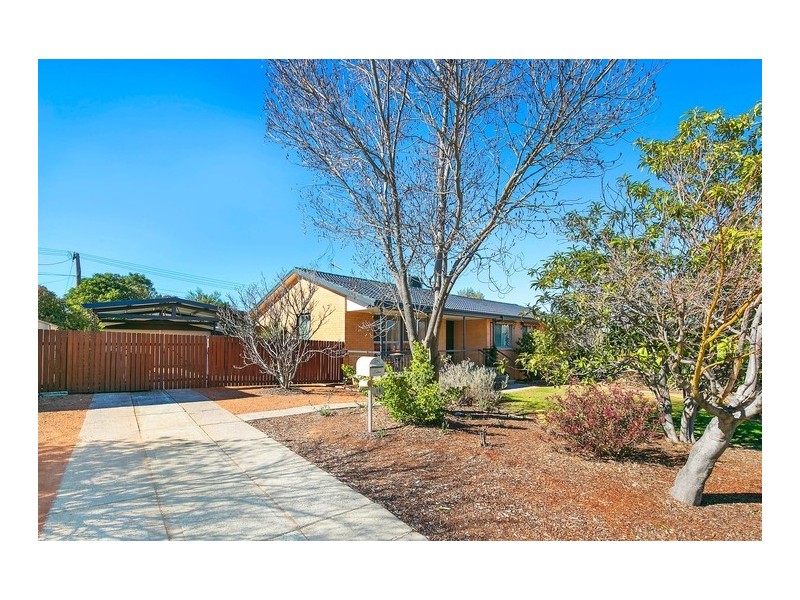 19 Degraves Crescent, Wanniassa ACT 2903