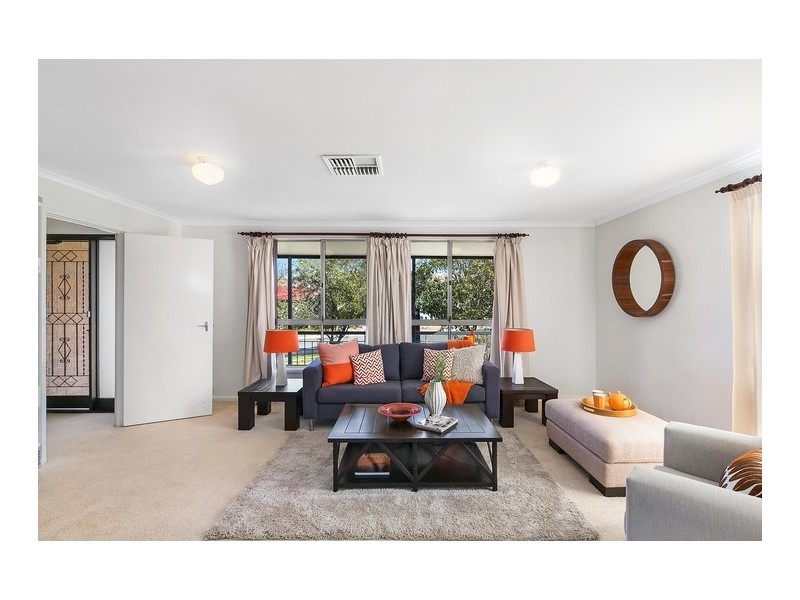 19 Degraves Crescent, Wanniassa ACT 2903