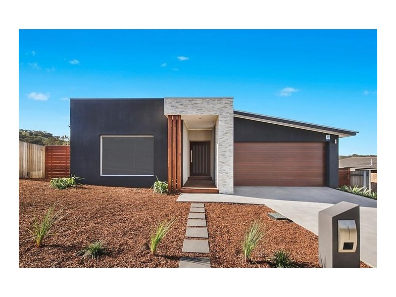 16 Kartinyeri Street, Bonner ACT 2914