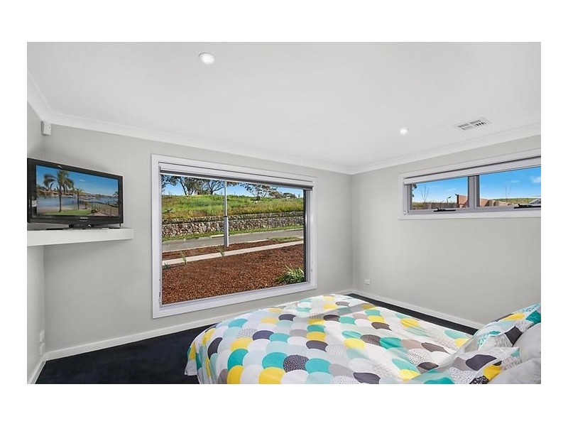 16 Kartinyeri Street, Bonner ACT 2914