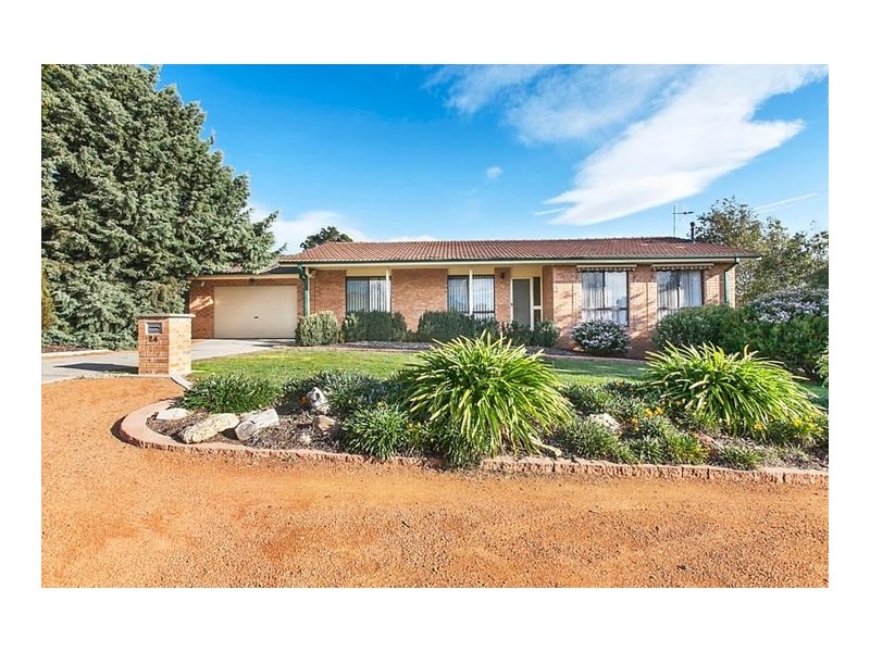 24 Couchman Crescent, Chisholm ACT 2905