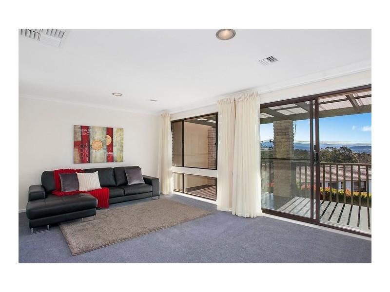 9 Adamson Crescent, Wanniassa ACT 2903