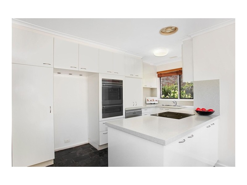 9 Adamson Crescent, Wanniassa ACT 2903