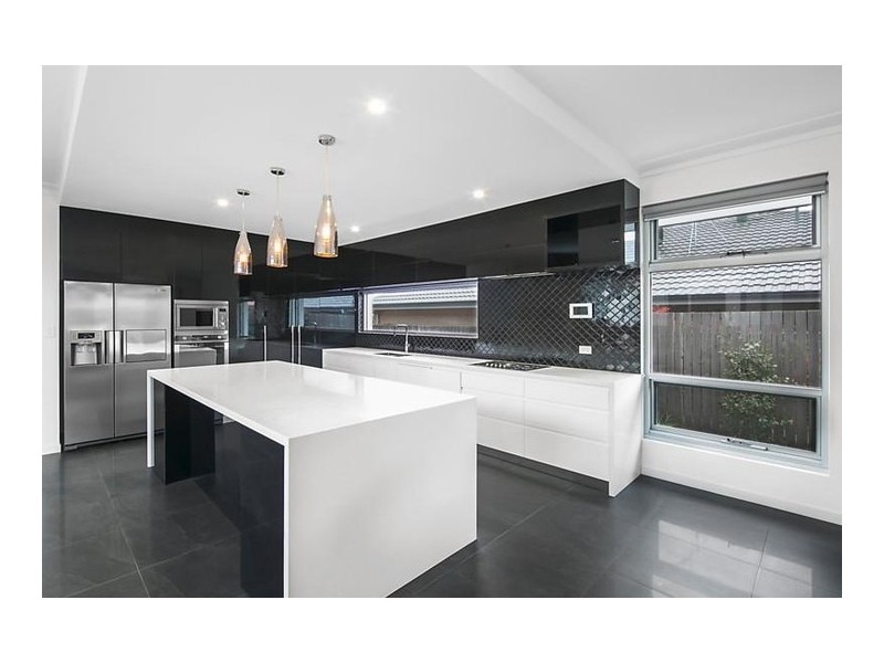 28 Patrick White Circuit, Franklin ACT 2913