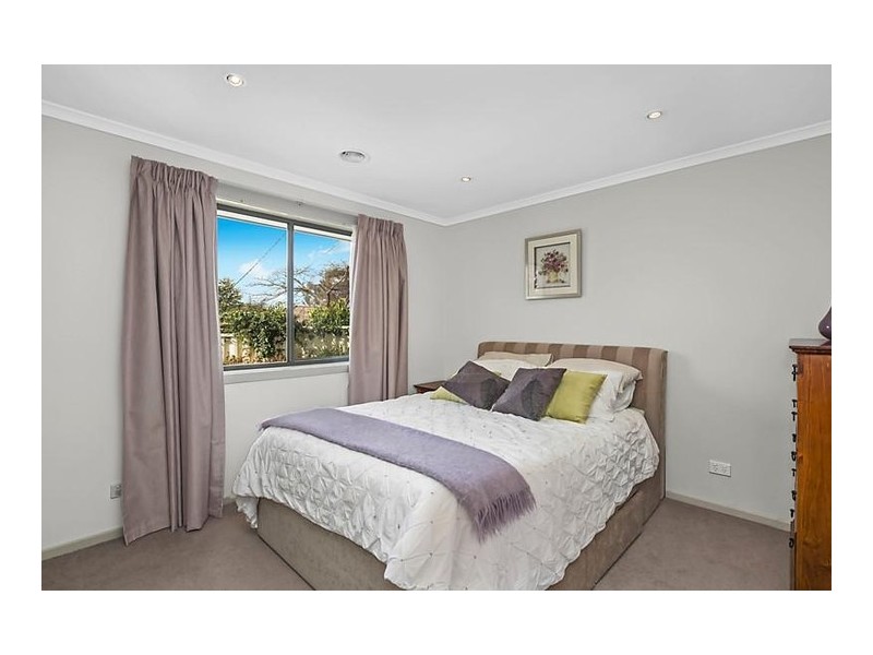 2/57 Arndell Street, Macquarie ACT 2614