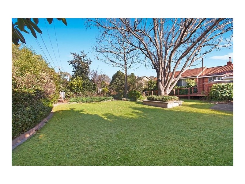 8 Verran Place, Curtin ACT 2605