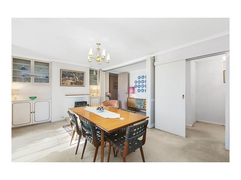 8 Verran Place, Curtin ACT 2605