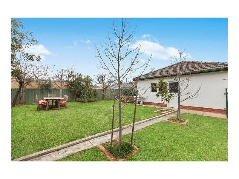 6 Irene Avenue, Queanbeyan NSW 2620