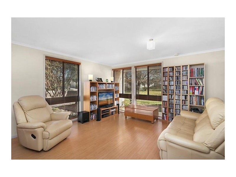 104 Bacchus Circuit, Kambah ACT 2902