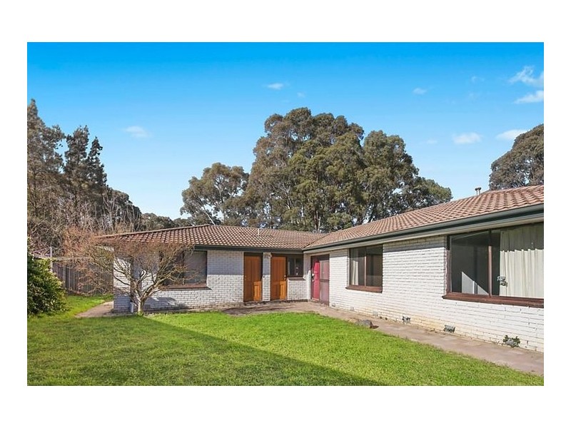 10 Chirnside Circuit, Kambah ACT 2902