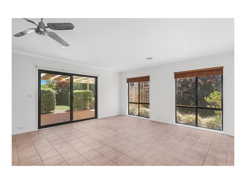 3 Weeroona Place, Jerrabomberra NSW 2619