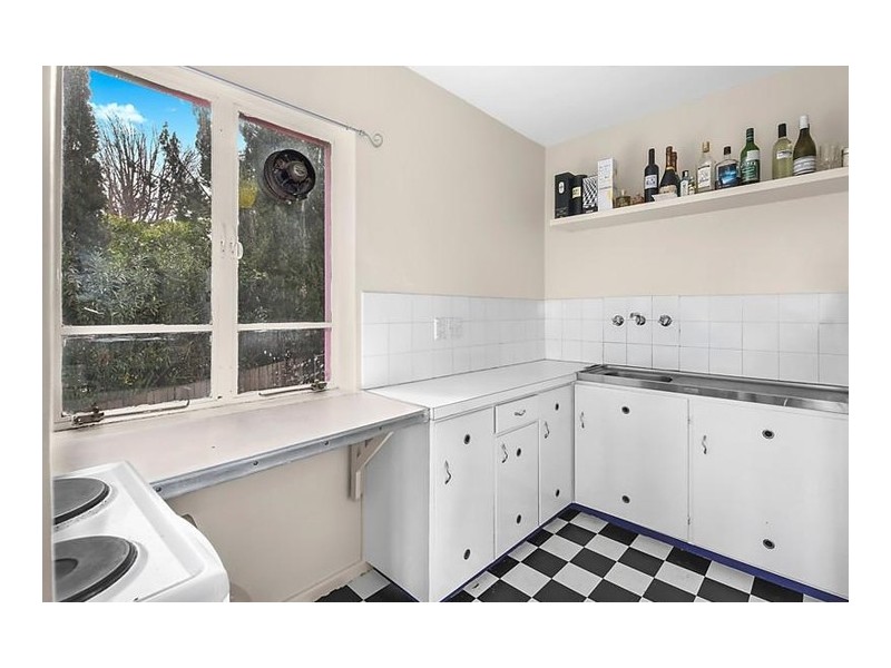 81 Hopetoun Circuit, Yarralumla ACT 2600