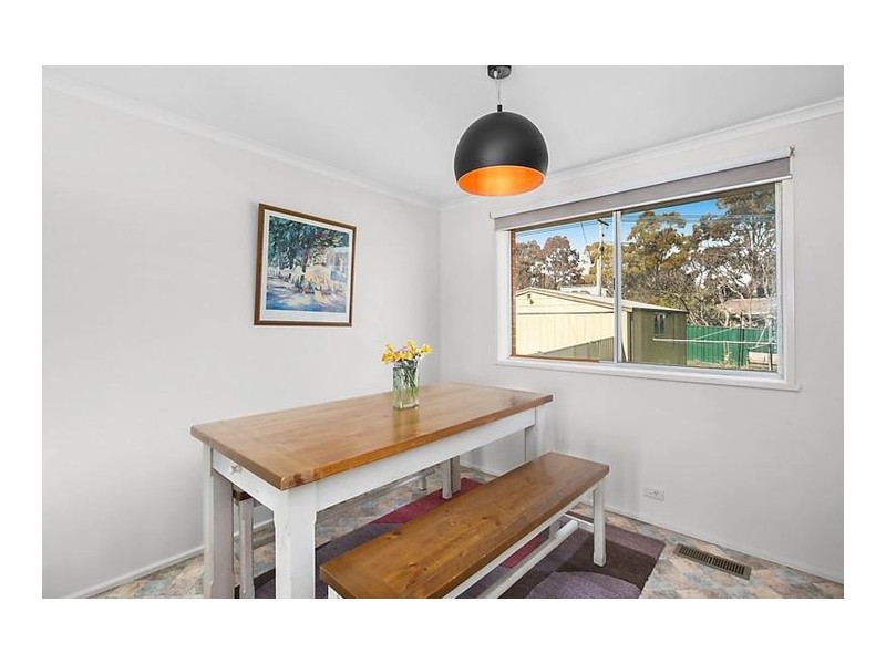 82 Degraves Crescent, Wanniassa ACT 2903