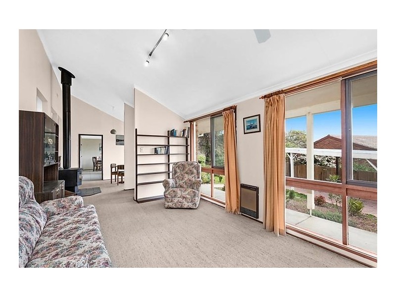 27 McWhae Circuit, Wanniassa ACT 2903