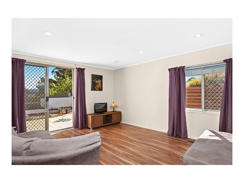 11 Bailes Court, Wanniassa ACT 2903