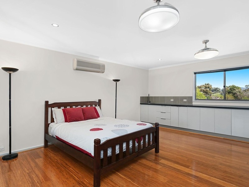 17 Hoddinott Street, Wanniassa ACT 2903