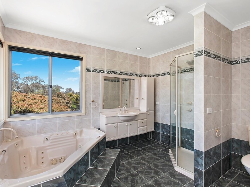 17 Hoddinott Street, Wanniassa ACT 2903