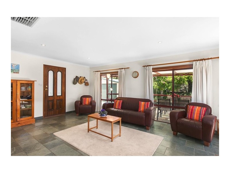 20 Singleton Crescent, Oxley ACT 2903