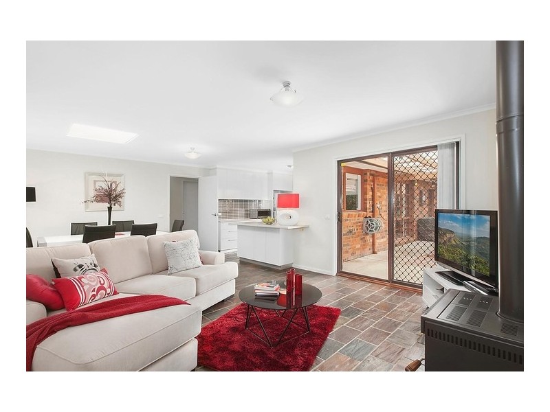 9 Jeanette Place, Gilmore ACT 2905