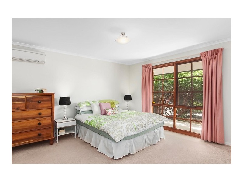 9 Jeanette Place, Gilmore ACT 2905