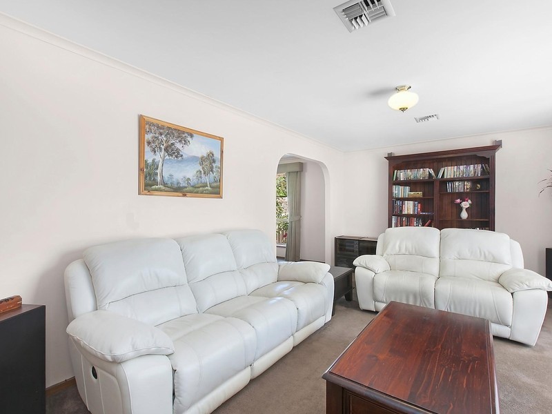 82 Kingscote Crescent, Bonython ACT 2905