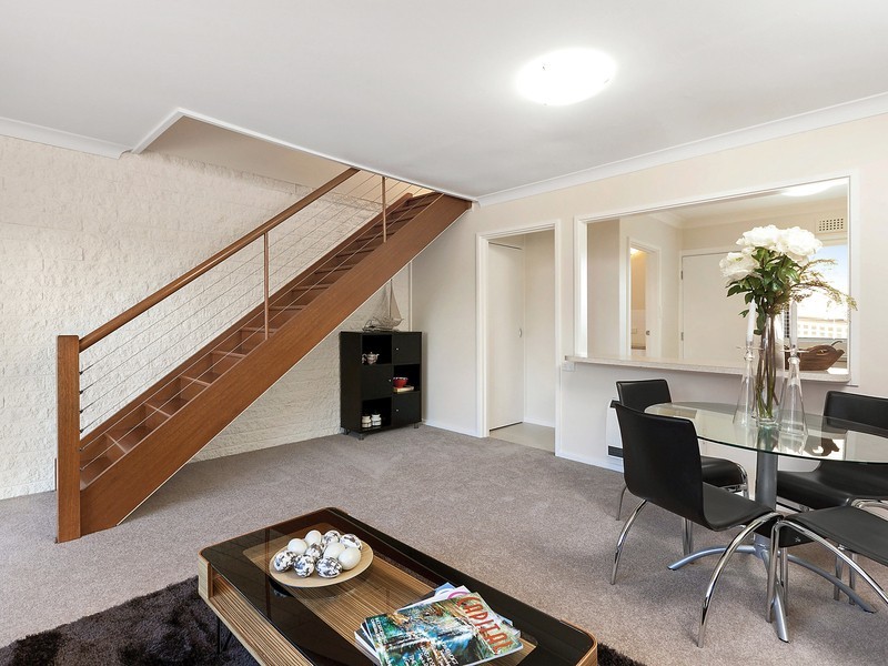 2/7 Brereton Street, Queanbeyan West NSW 2620