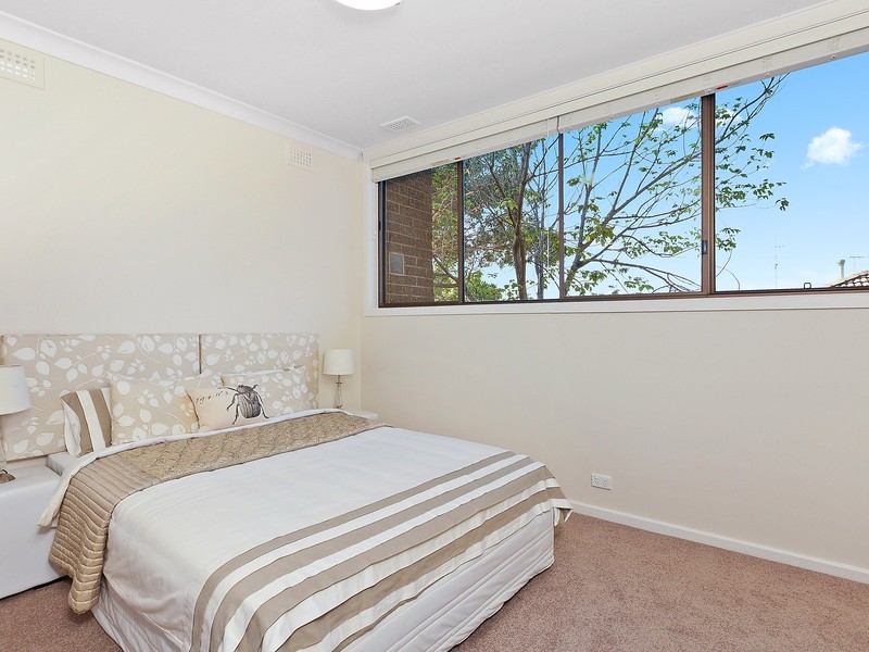2/7 Brereton Street, Queanbeyan West NSW 2620