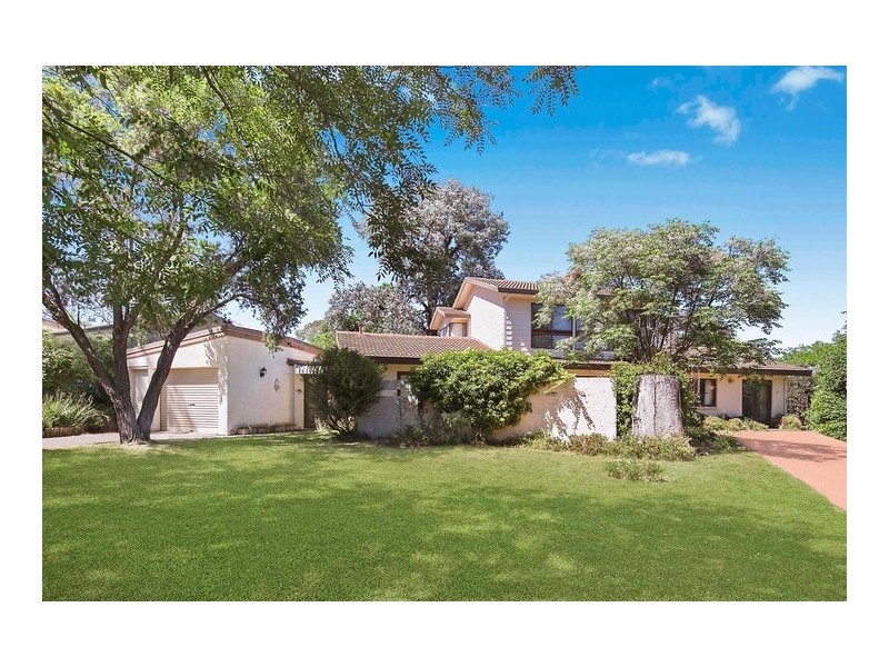 8 Dunlop Street, Hackett ACT 2602