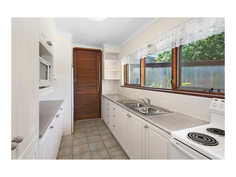 8 Dunlop Street, Hackett ACT 2602