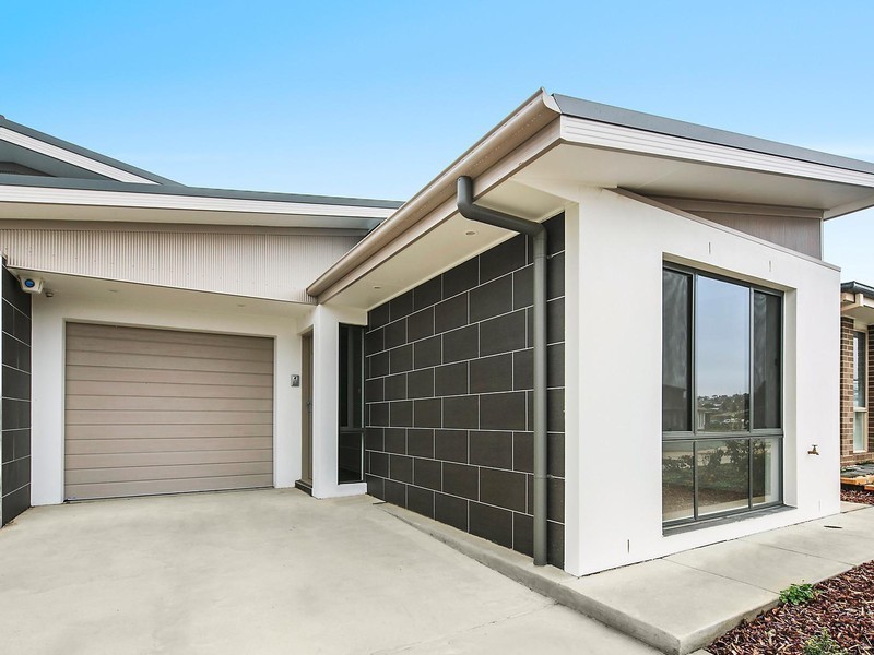 9 Rockwood Street, Casey ACT 2913