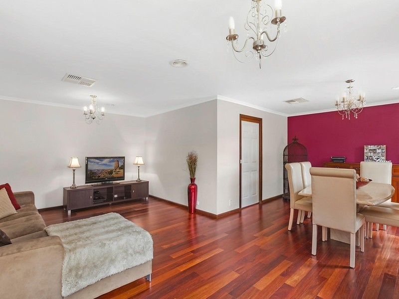 4 Dyer Place, Wanniassa ACT 2903