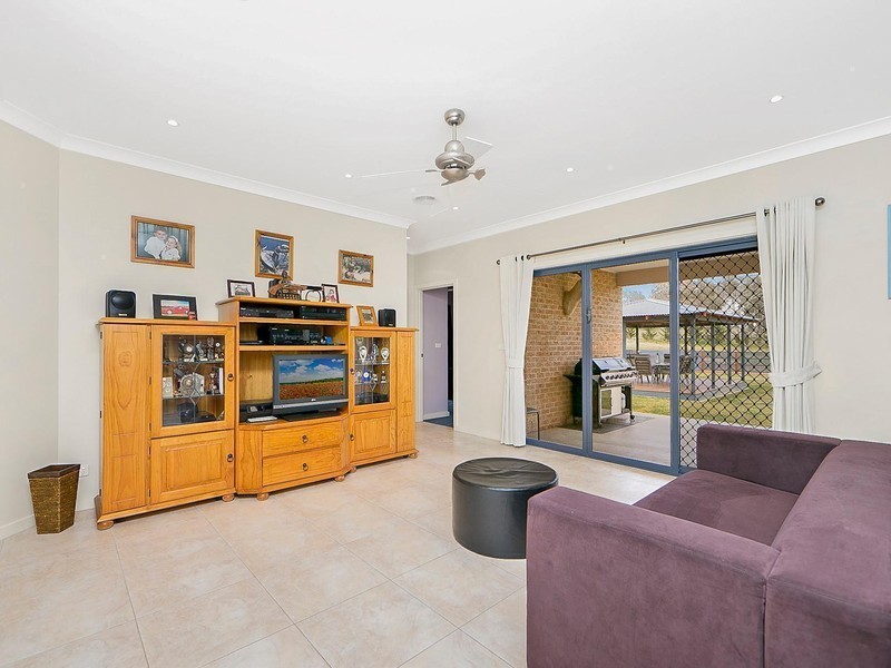 11 Eucalypt Place, Royalla NSW 2620